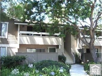 Upper Level Irvine Studio Condo for Lease close to