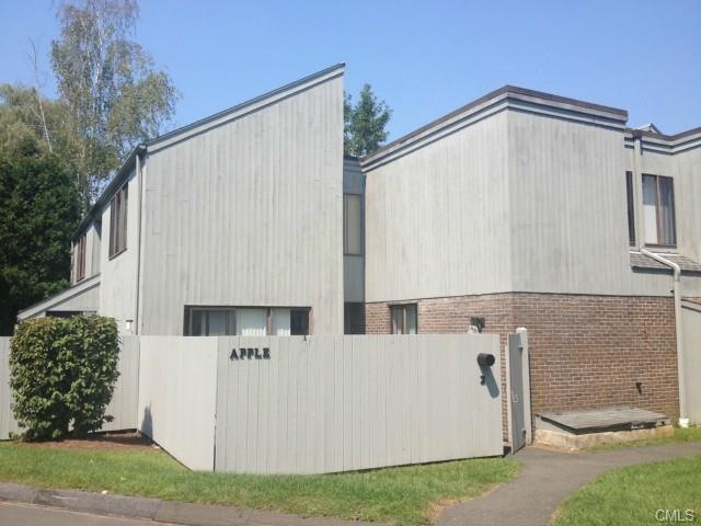 2 Apple Ln unit 2, Ridgefield, CT 06877 - photo 1