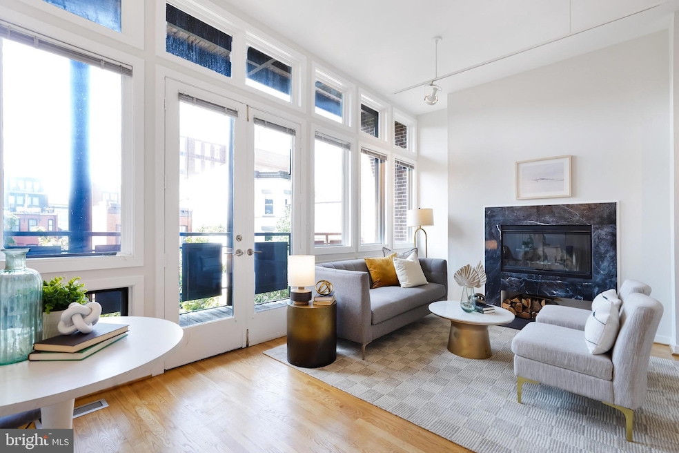 1527 Church St NW unit A, Washington, DC 20005 - photo 1