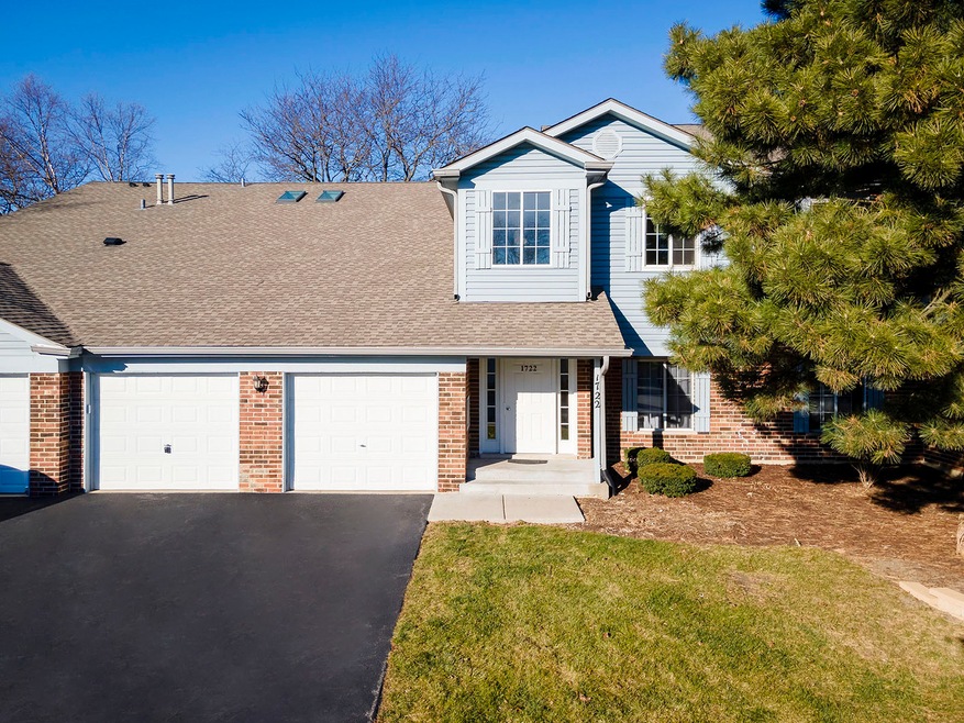1722 Chesapeake Ln unit 2, Schaumburg, IL 60193 - photo 1