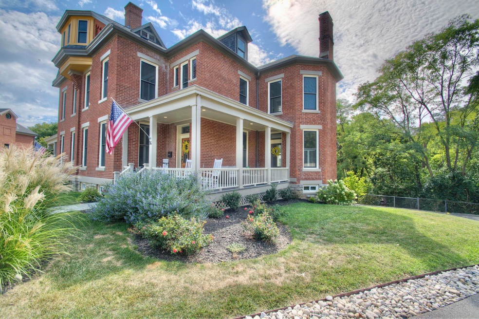 Sold $676,550