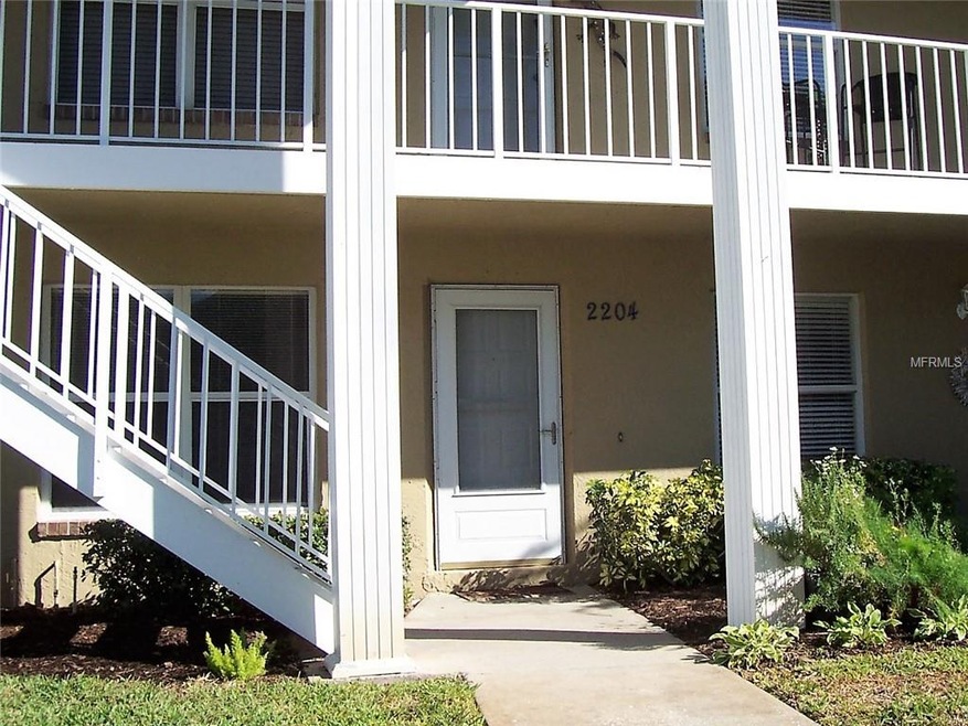 Entrance to 1st Floor Condo