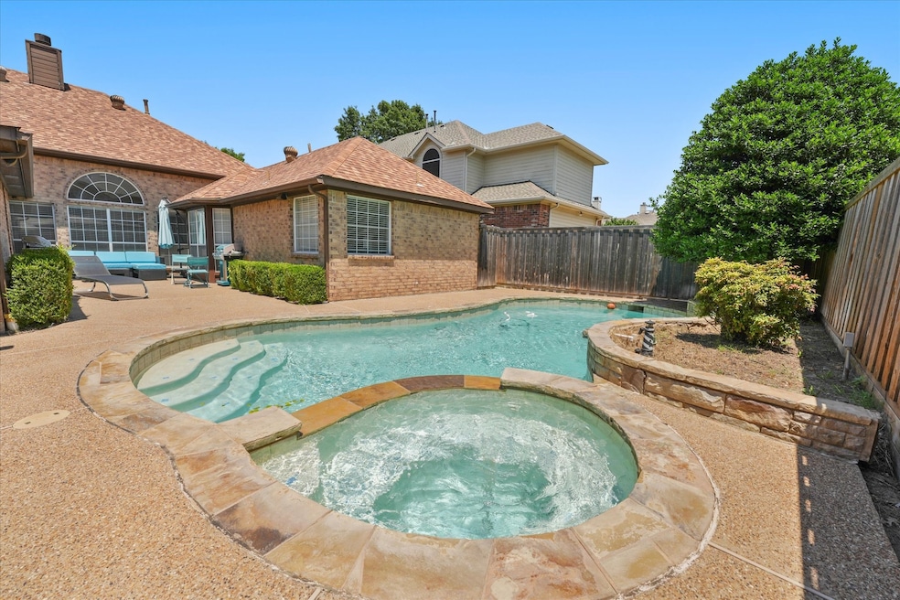 For Sale $565,000