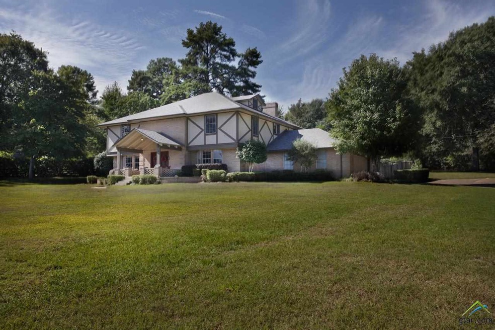 8449 Southland Dr, Tyler, TX 75703 - photo 1