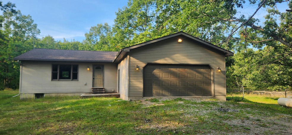 Under Contract $325,000 • Co-Listing Agent