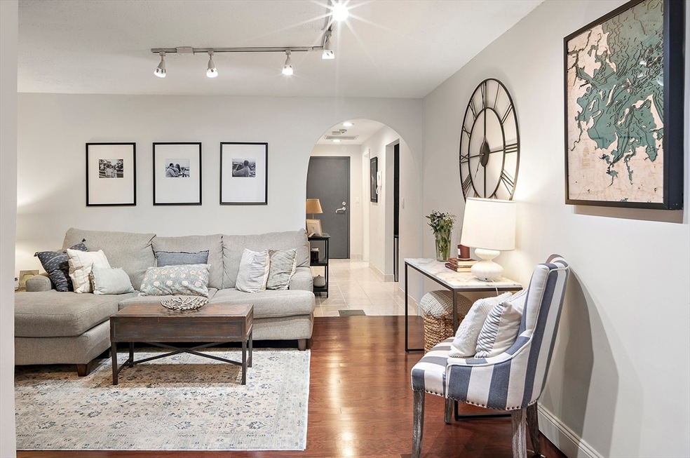 356-358 Main St unit 3, Charlestown, MA 02129 - photo 1