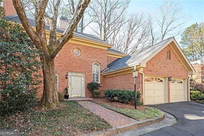 Immaculate, updated end-unit townhome in the beaut