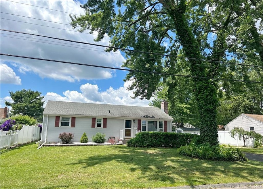 61 Carson Ave, Wethersfield, CT 06109 - photo 1