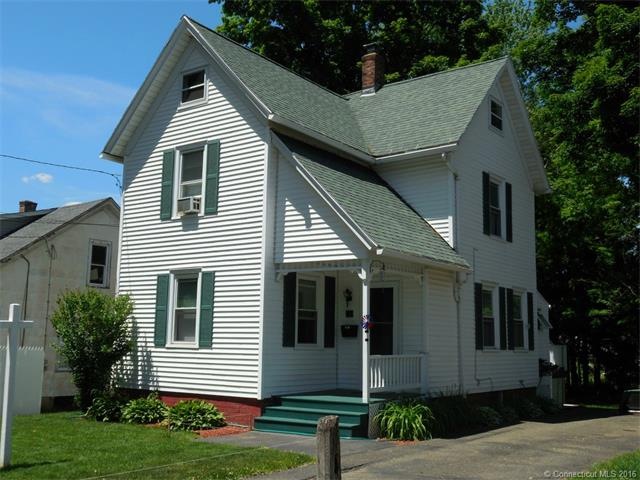 Story book colonial with maintenance free vinyl si