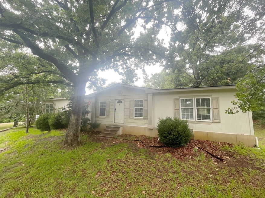 121 Sheryl Ln, Denison, TX 75021 - photo 1