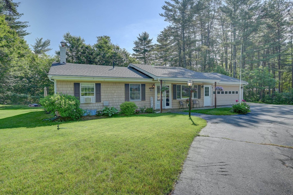 79 Thorne Hill Rd, Conway, NH 03818 - photo 1