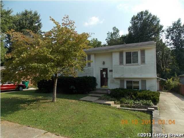 6906 John Paul Ln, Louisville, KY 40229 - photo 1