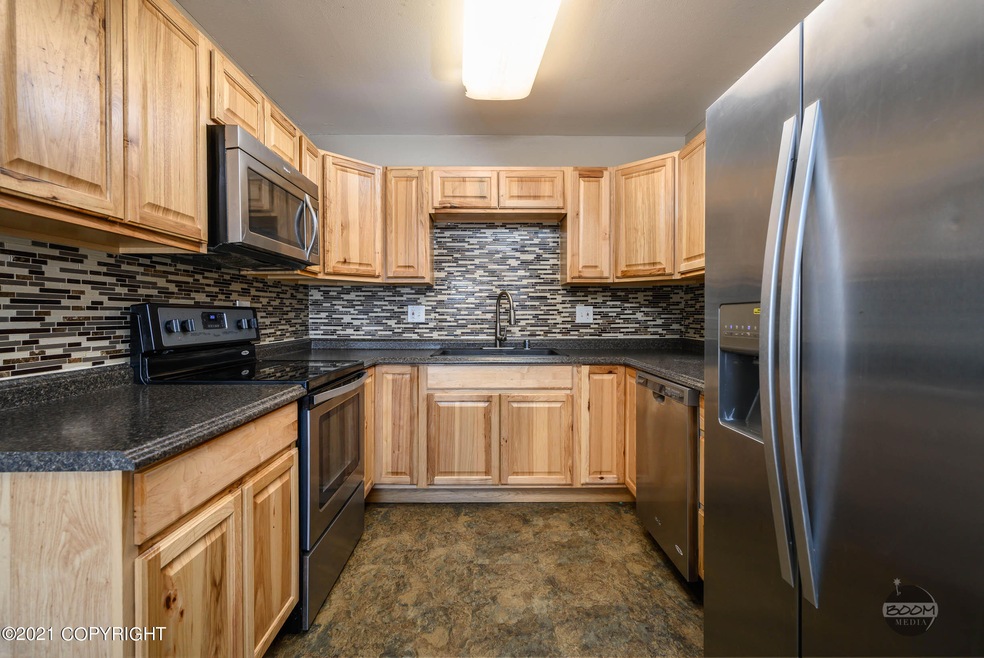 Klevin Street-13