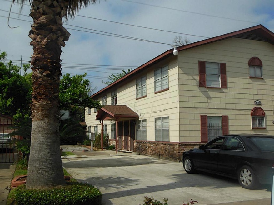 2620 Rosewood