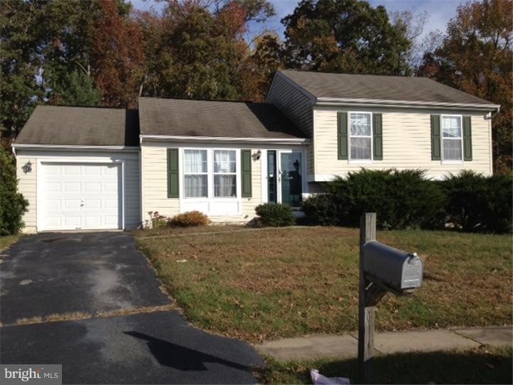 408 Suwannee Ct, Bear, DE 19701 - photo 1