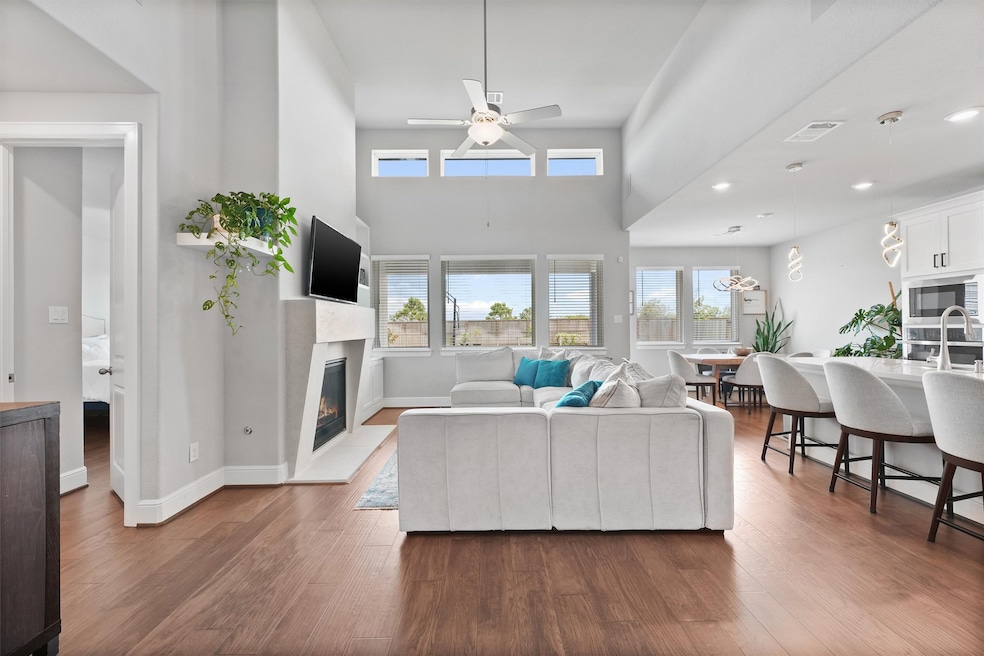 4050 Shackleton Ct, Rosharon, TX 77583 - photo 1