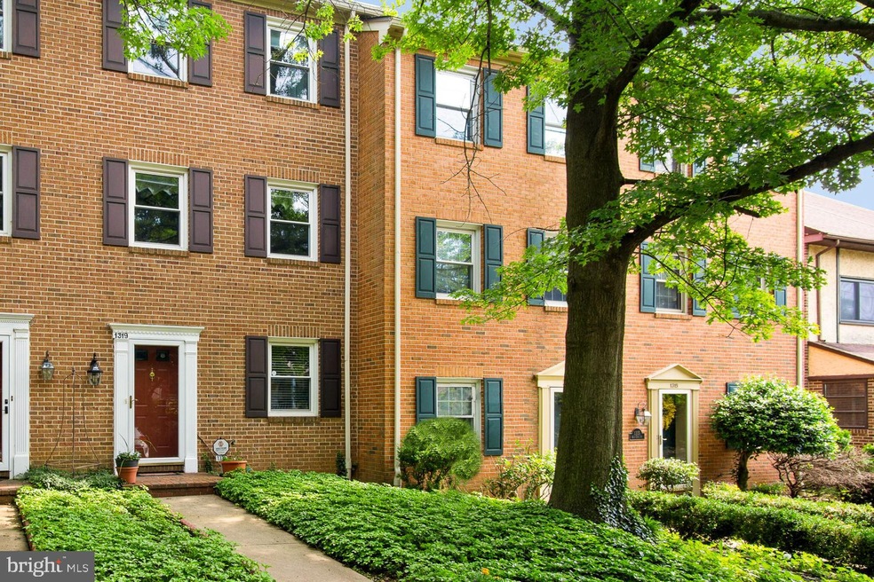 1319 W 10th St, Wilmington, DE 19806 - photo 1