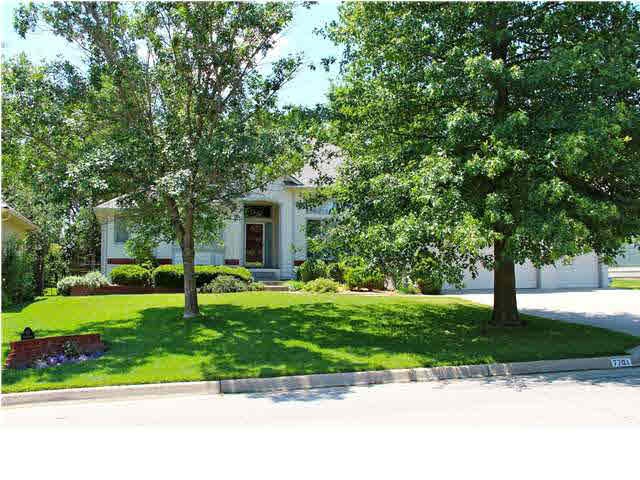 Impressive Reflection Ridge home on a beautiful, w