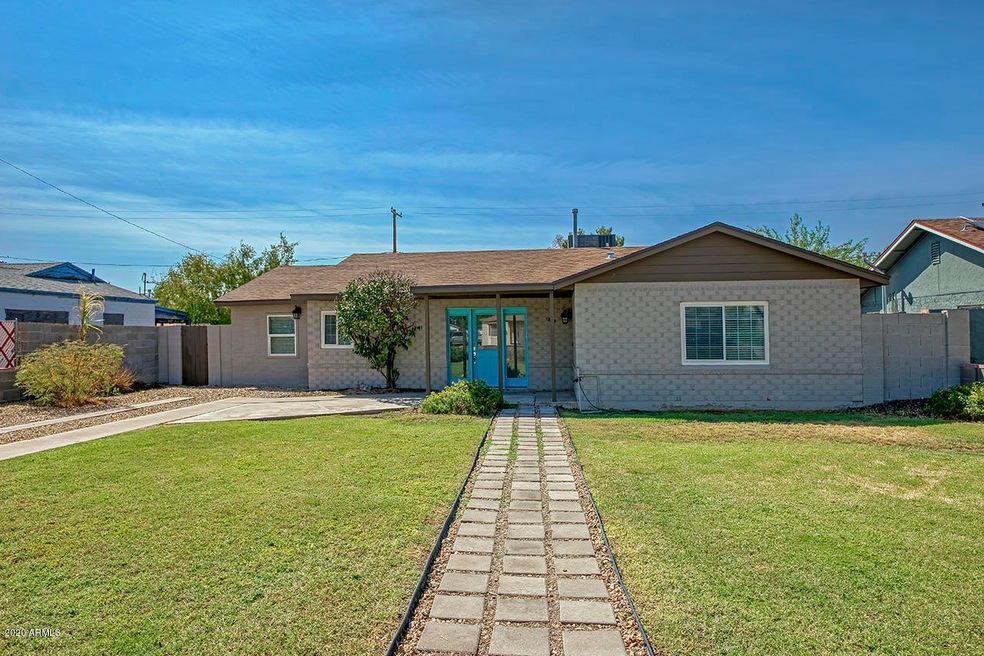1423 E GRANADA RD