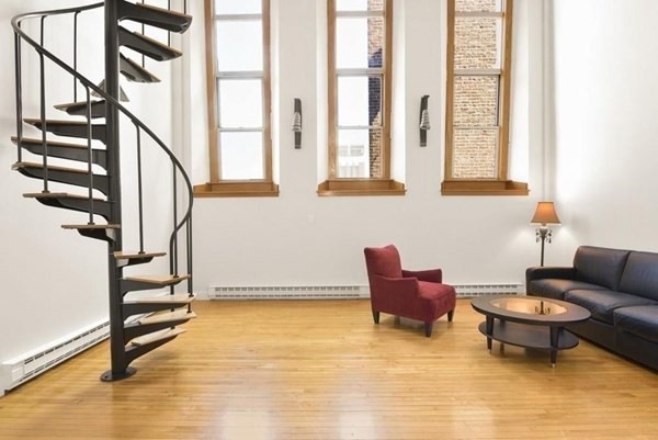 287 Hanover St unit 5-7, Boston, MA 02113 - photo 1