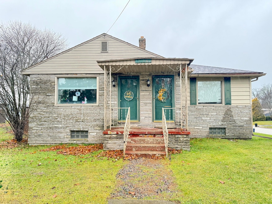 1100 Washington Way, Sault Sainte Marie, MI 49783 - photo 1