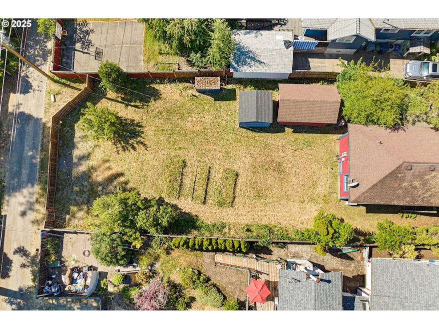 Pending $175,000 • Co-Listing Agent