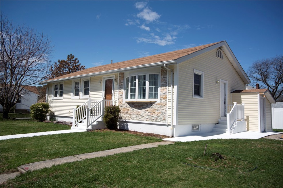 3 Hurlburt Ave, Johnston, RI 02919 - photo 1