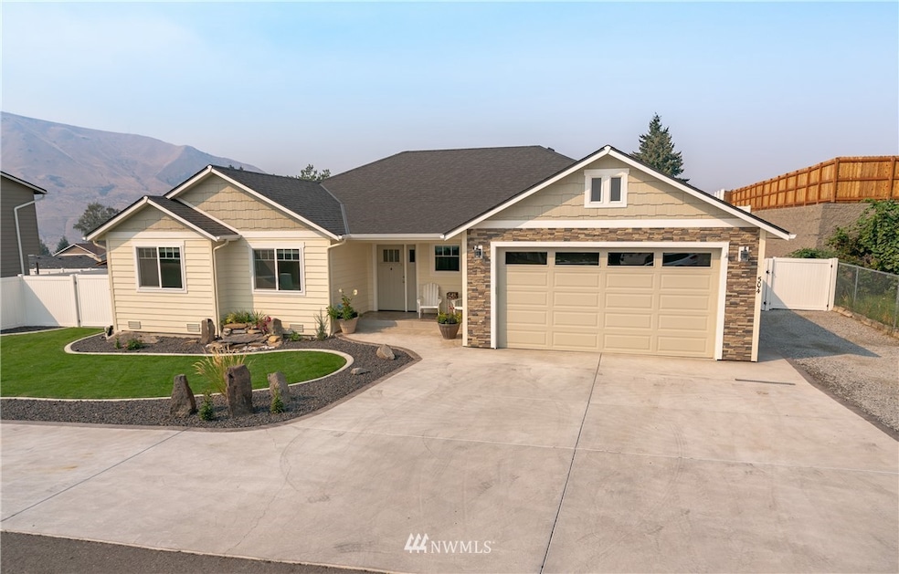 504 S James Ave, East Wenatchee, WA 98802 - photo 1