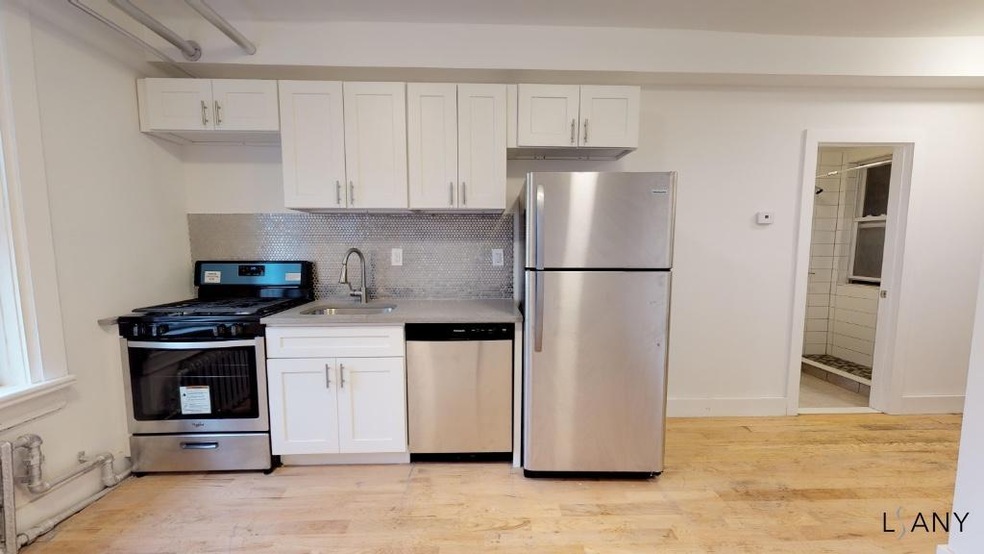 510 E 188th St unit 1, Bronx, NY 10458 - photo 1