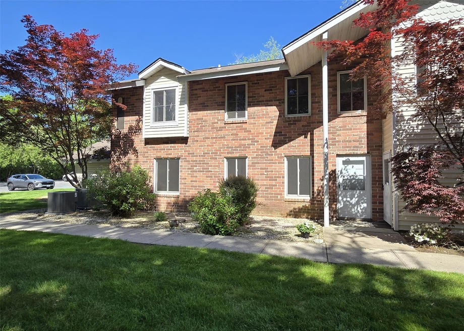 Sold $210,000 • Co-Listing Agent