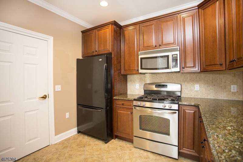 510 Brook Hollow Dr unit 510, Whippany, NJ 07981 - photo 1