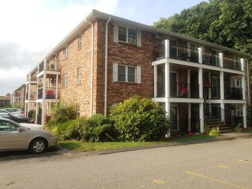 9 Kenmar Dr unit 6, Billerica, MA 01821 - photo 1