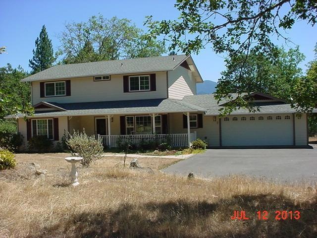 2045 Casita Dr, Grants Pass, OR 97527 - photo 1