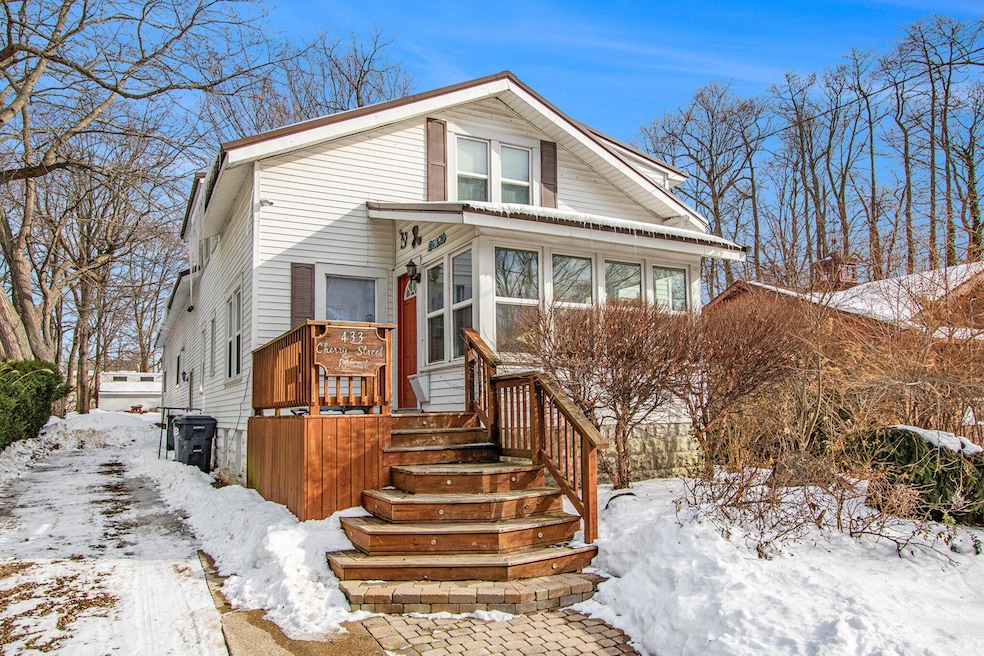 433 Cherry St