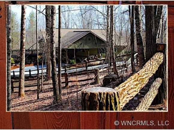 Natural Wooded Setting!