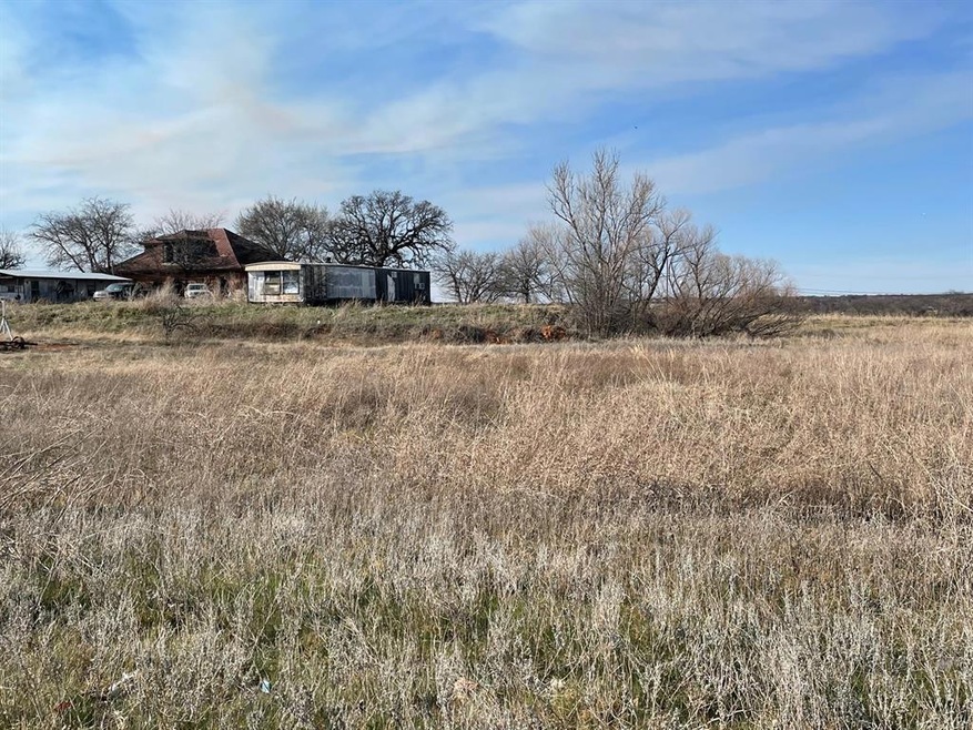 201 N Wilson St, Boyd, TX 76023 - photo 1