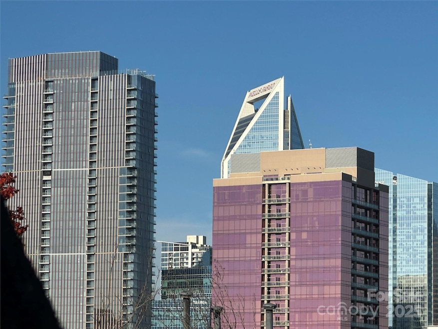 212 E Park Ave, Charlotte, NC 28203 - photo 1