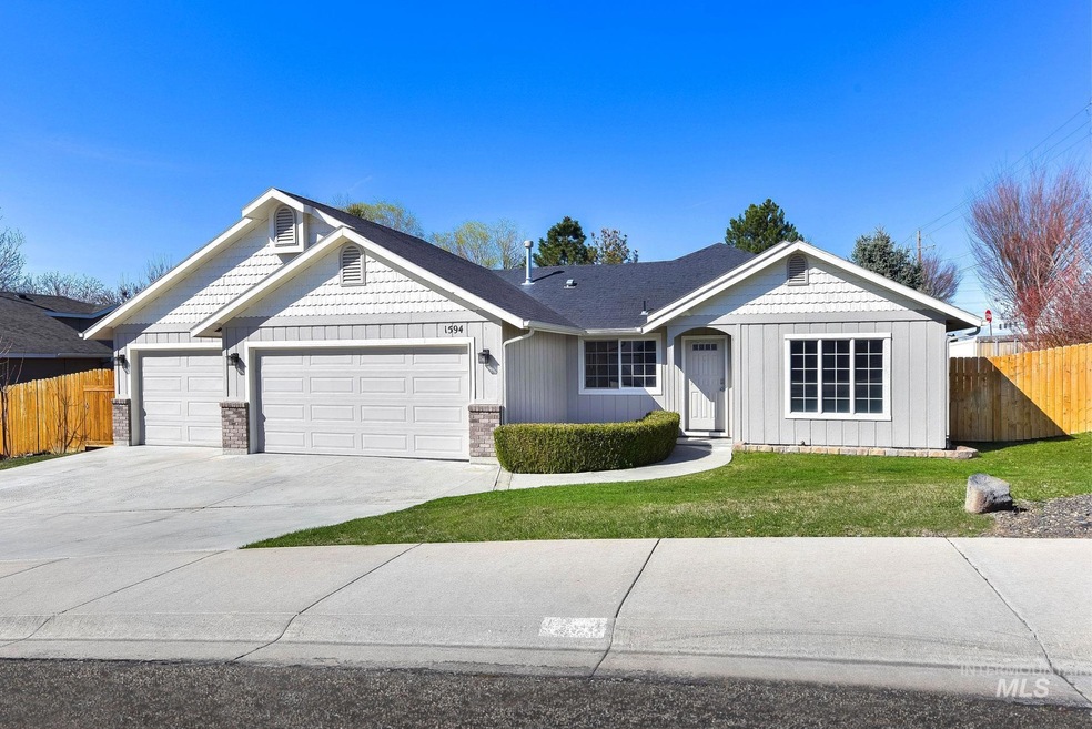 Sold • Co-Listing Agent