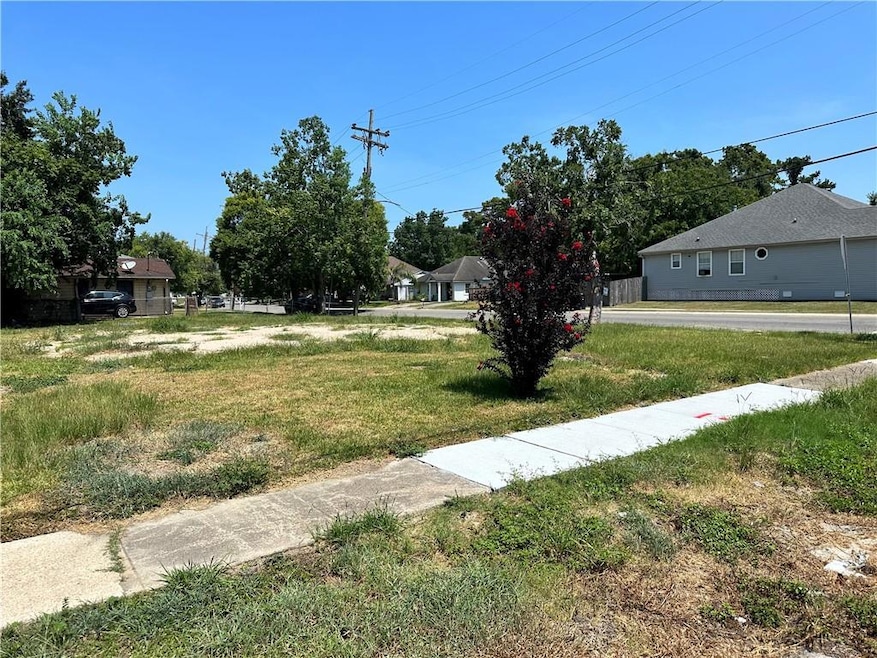 4521 Stephen Girard Ave, New Orleans, LA 70126 - photo 1