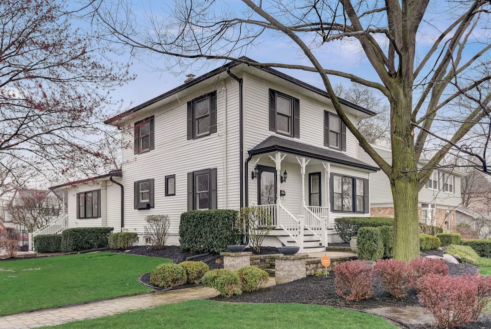 469 S York St, Elmhurst, IL 60126 - photo 1