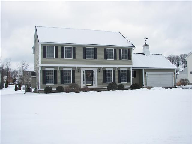 Exterior Front Welcome home to 432 Heathland Circl