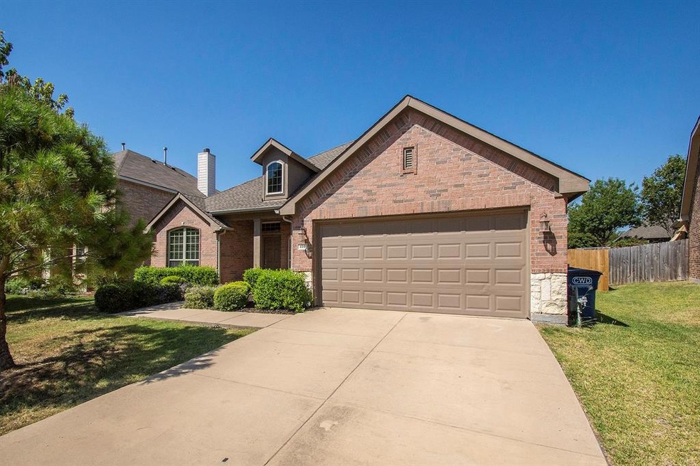 410 Fairway Bluff Dr, Wylie, TX 75098 - photo 1