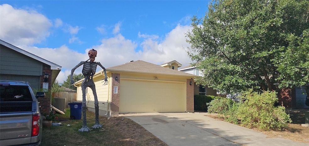 12709 Sky Harbor Dr, Del Valle, TX 78617 - photo 1