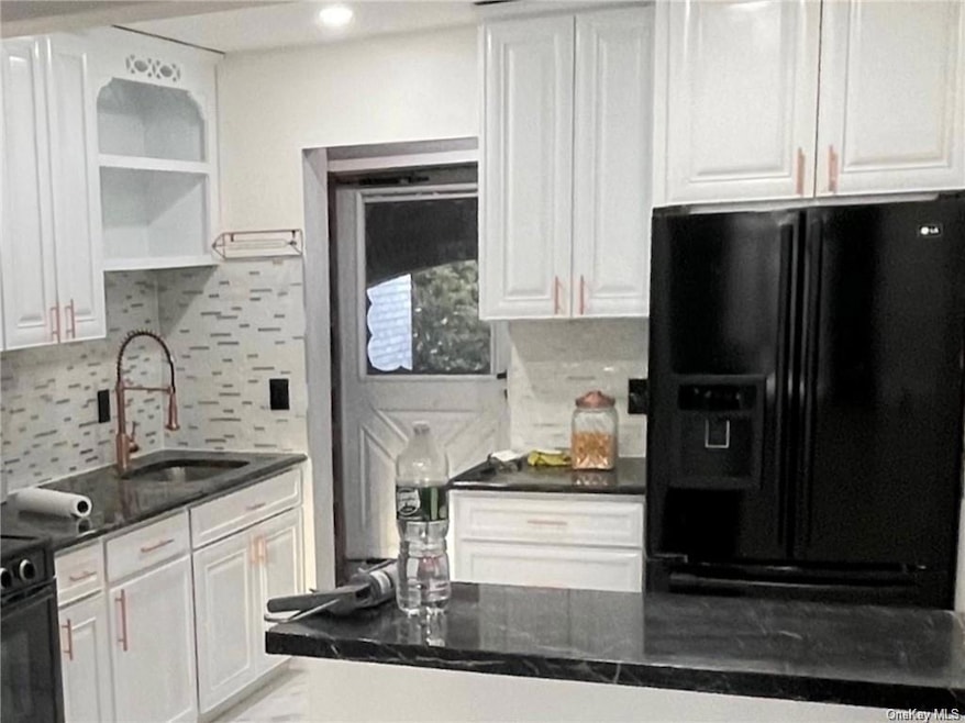 11 Secora Rd unit A14, Monsey, NY 10952 - photo 1