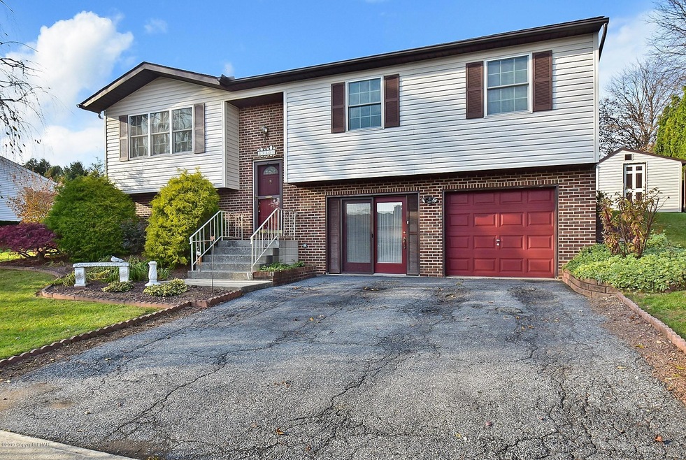 3301 Center St, Whitehall, PA 18052 - photo 1