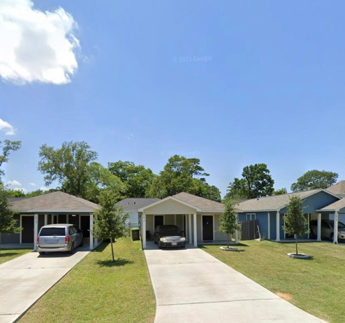 5817 Cebra St, Houston, TX 77091 - photo 1