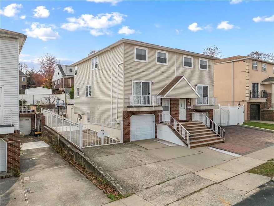 306 Hylan Blvd, Staten Island, NY 10305 - photo 1