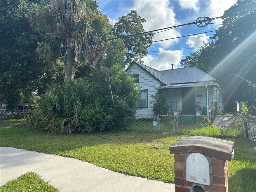 2426 Gordon St, Brunswick, GA 31520 - photo 1