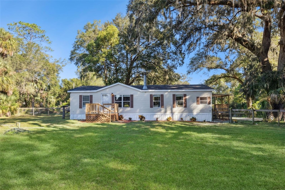 28405 SE 175th St, Umatilla, FL 32784 - photo 1