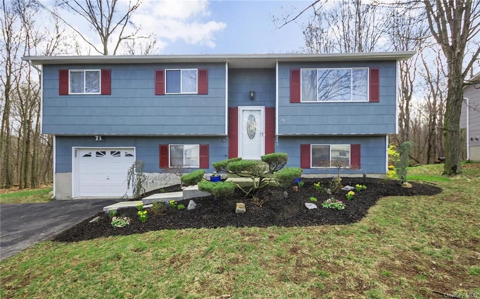 13 Harvest Hill Ln, Middletown, NY 10940 - photo 1